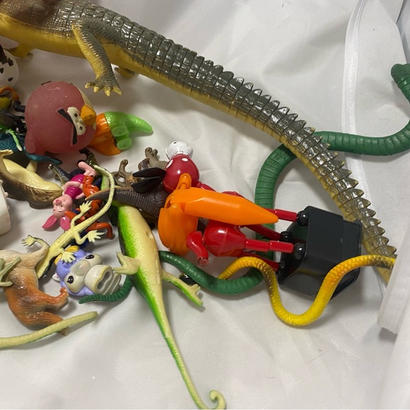 38 Assorted Animal Figures Mix Lot - Picture 3 of 3